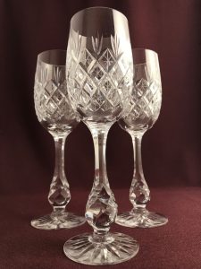Kosta Boda - Pompadour - 3-pack Rödvinsglas Designer Fritz Kallenberg