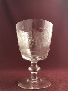 Kosta Boda Elon – rödvinsglas – design Edwin Ollers – vintage