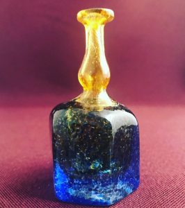 Kosta Boda Signerad – miniatyr, flaska – design Bertil Vallien – vintage