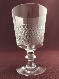 Kosta Boda Diamant – rödvinsglas – design Vicke Lindstrand – vintage