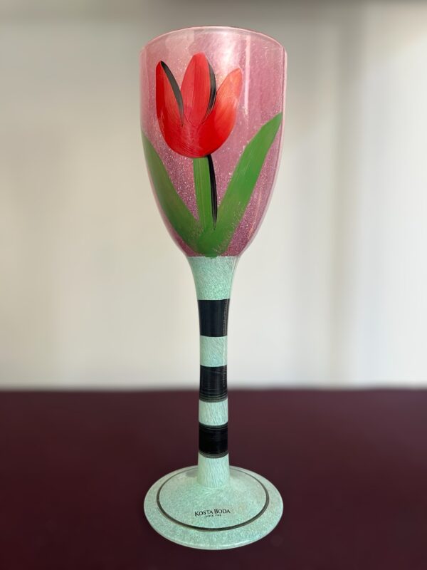 Kosta Boda -  Tulipa - Pokalglas Rosa Röd Tulpan Design Ulrica Hydman vallien