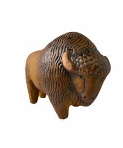 Lisa Larsons bisonoxe, keramikfigur från Gustavsberg