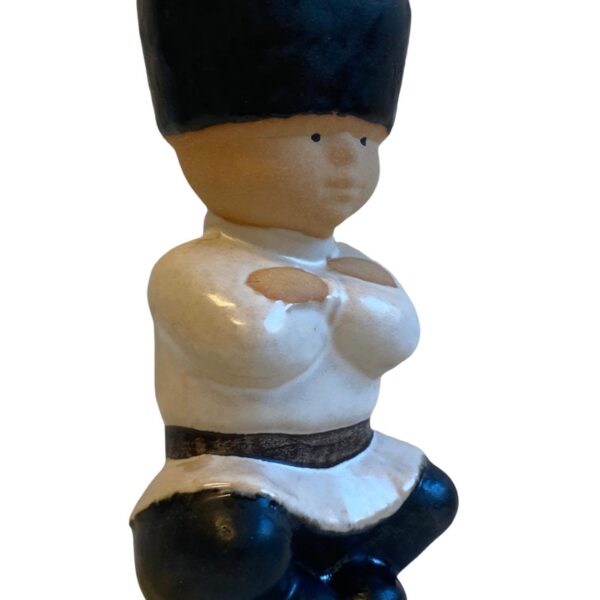Gustavsberg - Figurin All världens barn Ivan Unicef design Lisa Larson