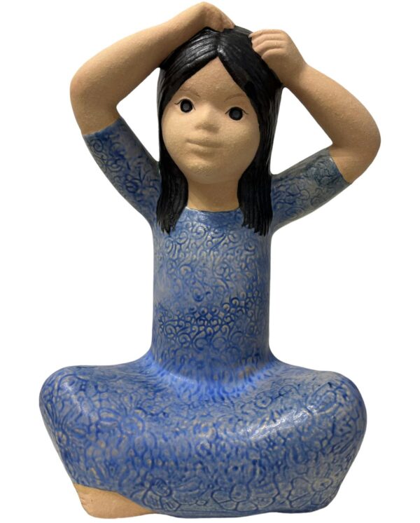 Gustavsberg - Figurin - Thailändska - Kliar sitt huvud design Lisa Larson