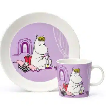 Arabia – tallrik 19 Snorkfröken, Mumin mugg set & tallrik Snorkfröken lila – design Tove Jansson