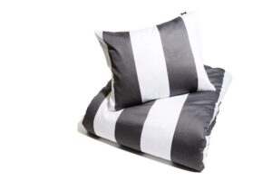 Kosta Boda – 1 st King Size bäddset & 2 st örngott Satin grå