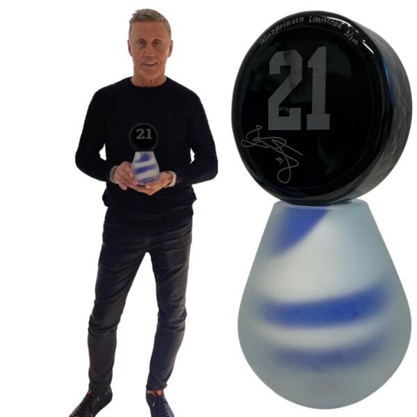 Glasprinsen Hockey Puck - Nr 12/100 Börje Salming Handgjort Konstglas vit & blå