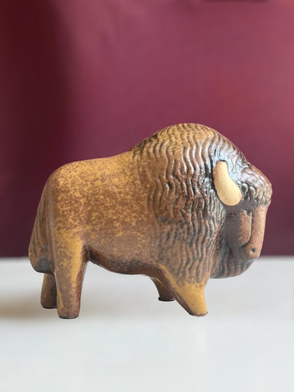 Gustavsberg - Amerikanska djur - Bison oxe design Lisa Larson
