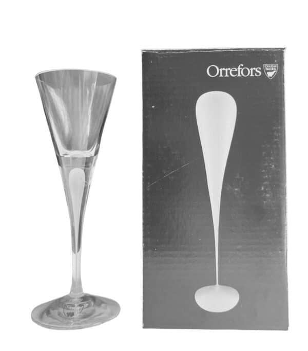 Orrefors - intermezzo Satin - Snaps Glas Design Erika Lagerbielke