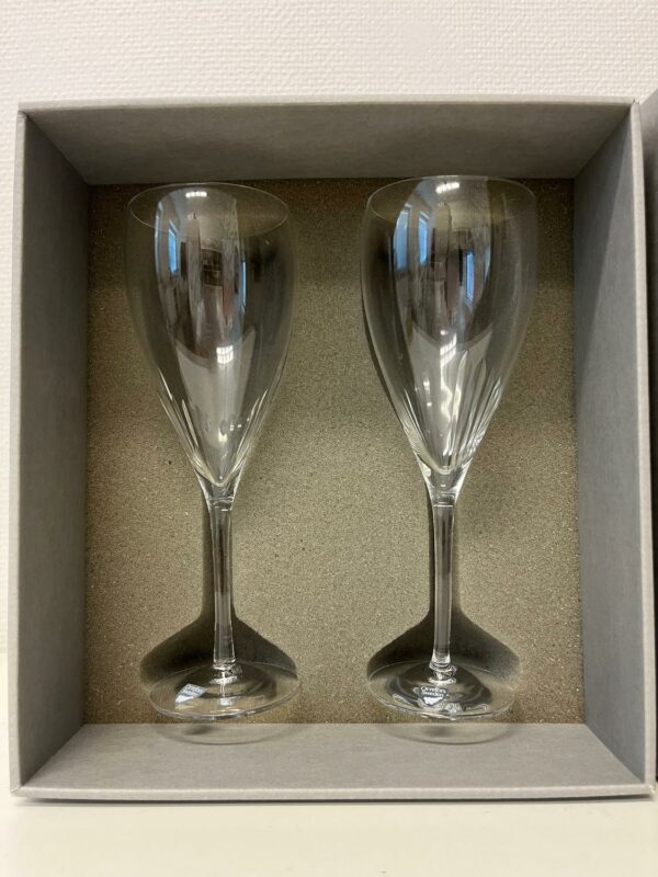 Orrefors - Crescendo - 2 st Vin glas Design Erika Lagerbielke