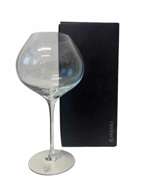Orrefors - DIFFERENCE - Mature Vin glas Design Erika Lagerbielke