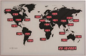 NeXtime – World Time Digit väggklocka