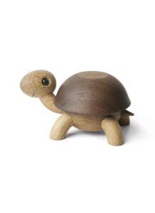 Spring Copenhagen – trädekoration Speedy Sköldpadda 4 cm – design Chresten Sommer