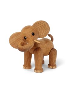 Spring Copenhagen – Ollie elefant 15 cm Ek/Lönn, trädekoration – design Chresten Sommer