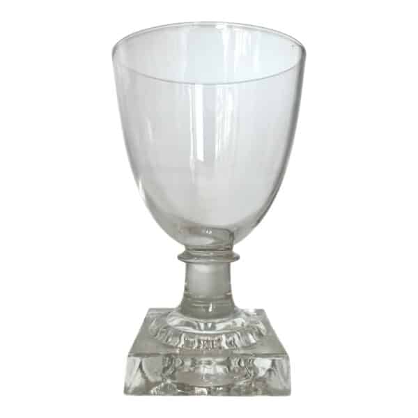 Kosta Boda - 1800 Talet - Vinglas Fyrkantig fot design