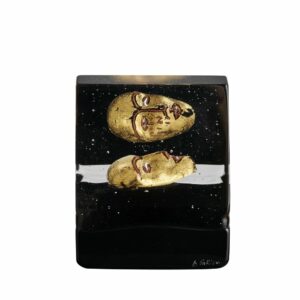 Kosta Boda Black Elements – House of mystery guld, konstglas – design Bertil Vallien