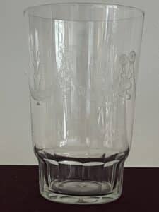 Kosta Boda Evy – cocktail- och ölglas Pantograferade – design Edvin Ollers – vintage