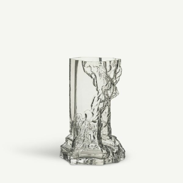 Kosta Boda Rocky Baroque Vas is Designer Hanna Hansdotter