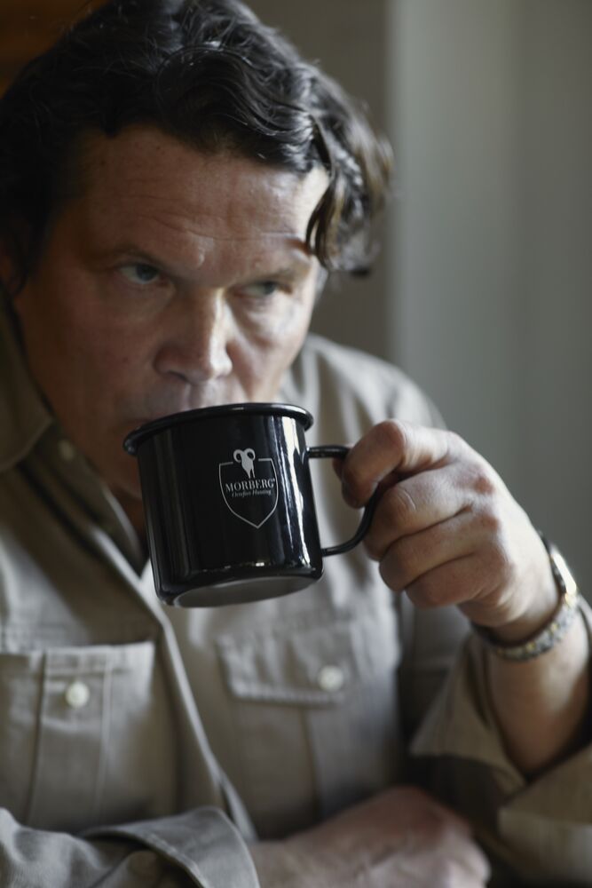 MORBERG by Orrefors Hunting Emaljerad metallmugg 45 cl Grön