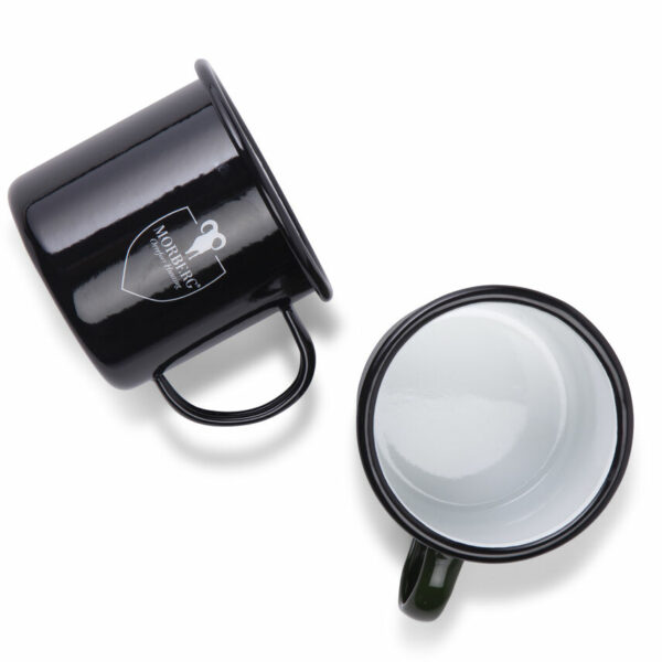 MORBERG by Orrefors Hunting Emaljerad metallmugg 45 cl Svart