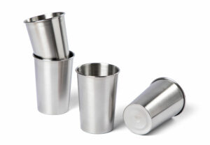 Orrefors Hunting – Stålmuggar 35 cl 4-pack, köksredskap