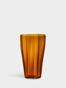 Orrefors Reed – vas bärnsten 300 mm – design Monica Förster