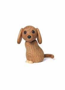 Spring Copenhagen Flash – trädekoration Hundvalp 8,5 cm ek – design Chresten Sommer