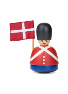 Spring Copenhagen Guardy – trädekoration Vaktsoldat 6 cm bok – design Thor Høy