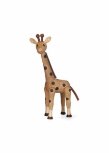 Spring Copenhagen Savanna – trädekoration Giraff 25 cm ek – design Chresten Sommer